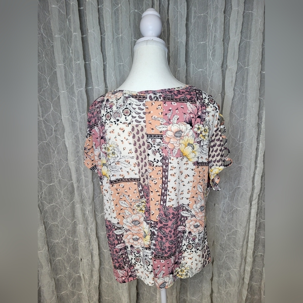 Parallel Skies Boho Floral Paisley Patchwork Cold Shoulder Tie Front Top L - Picture 3 of 5